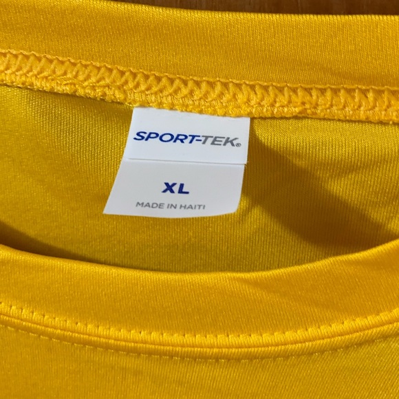 NWOT Sport-Tek Sport Performance Long Sleeve T-Shirt Top in Yellow Size XL - Picture 4 of 6